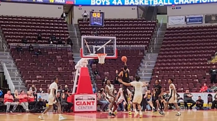 Lincoln Park's Meleek Thomas goes up for the game-winning shot in the PIAA Class 4A state championship game on March 23, 2023.